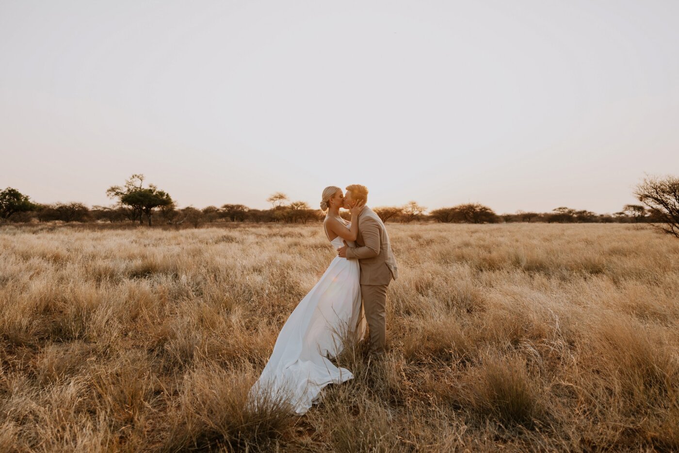 CJ & Marianka se Buitelug Troue in die Bosveld