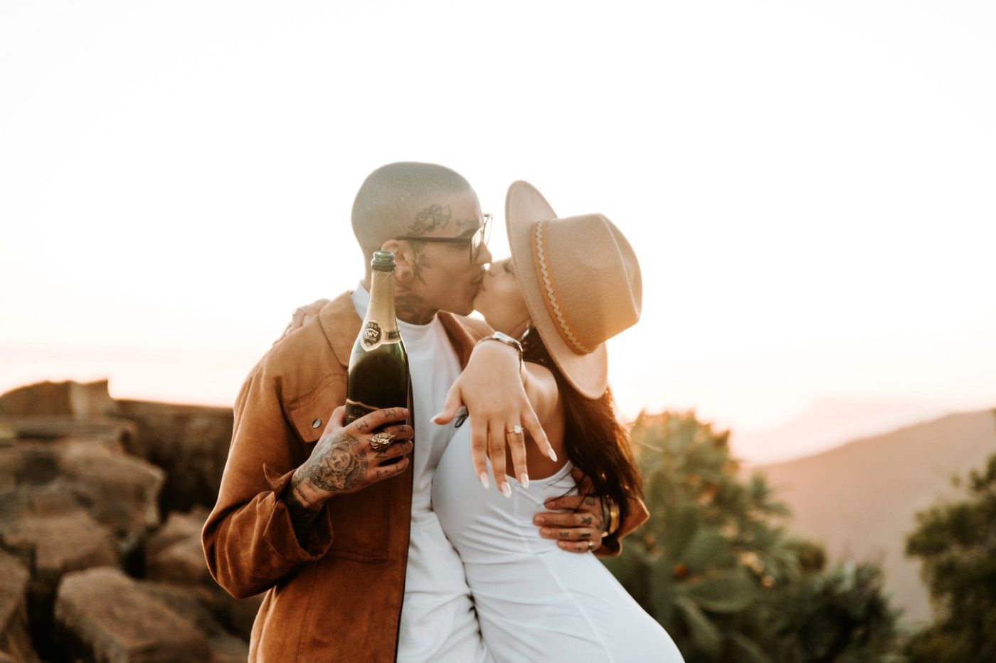 Jesse & Tammy se Modevertoning Verlowing Fotosessie in die Karoo