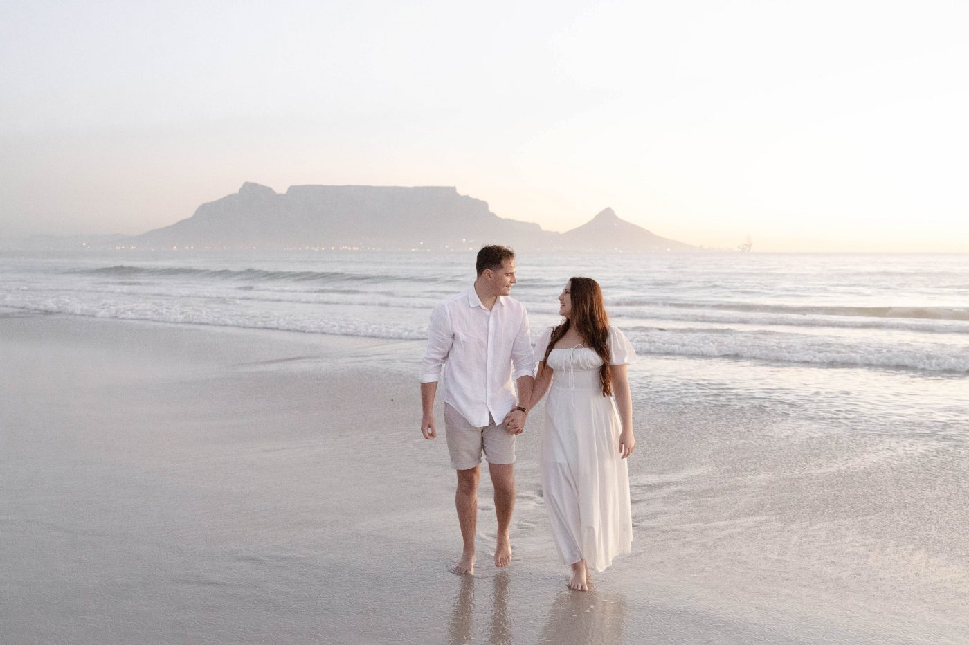 Wayne & Nakita se Romantiese Strand Verlowing op Bloubergstrand